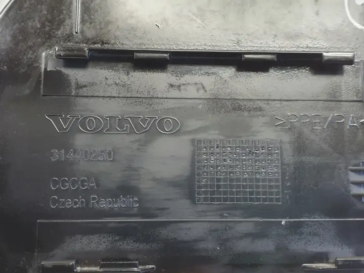 Volvo XC60 KLAPKA WLEWU PALIWA 31440250