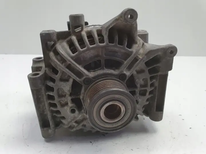 Mercedes W211 2.2 CDI ALTERNATOR 0124625014 A0131540002
