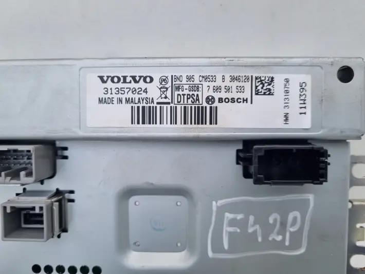 Volvo XC70 II S80 II V70 III EKRAN NAWIGACJI Wyświetlacz 31357024