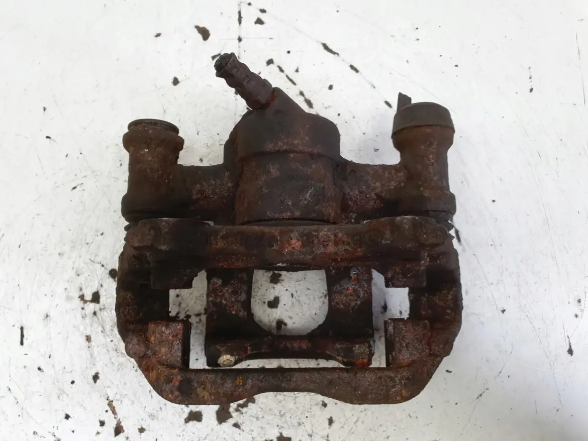 Mercedes Vito W447 PRAWY TYLNY ZACISK HAMULCOWY tył pasażera P.T