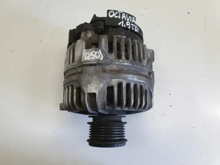 Audi A3 8L Golf IV 1.9 TDI ALTERNATOR 0123515021 038903023L 90A
