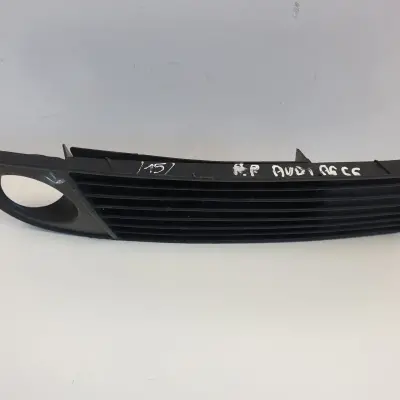 Audi A6 C5 1.9 TDI PRAWA KRATKA ZDERZAKA przód