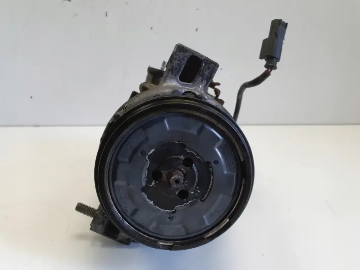 BMW E87 E90 E91 2.0 D SPRĘŻARKA KLIMATYZACJI 6987766