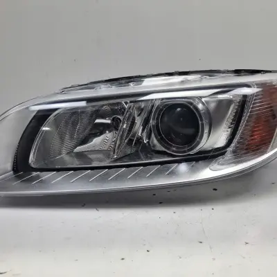 Volvo S80 II V70 III PRZEDNIA LAMPA LEWA lewy przód XENON SKRĘTNY 31420013