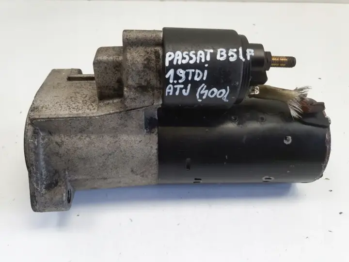 VW Passat B5 1.9 TDI ROZRUSZNIK 068911024H bosch