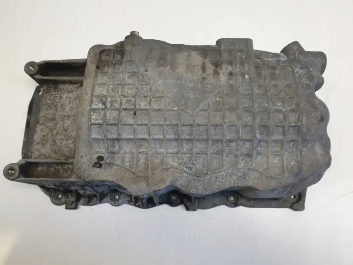 Pt Cruiser 2.4 16V MISKA OLEJU olejowa 04884387