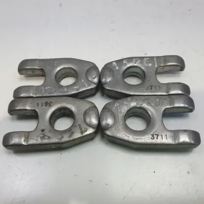 Renault Clio III 1.5 DCI UCHWYT łapka MOCOWANIE WTRYSKIWACZA WTRYSKU