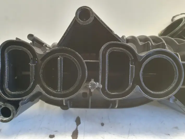 BMW E87 E90 2.0 D KOLEKTOR SSĄCY 7797384 N47D20