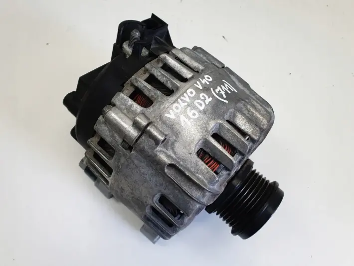 Volvo V40 II 1.6 D2 ALTERNATOR 30659390 valeo 150A
