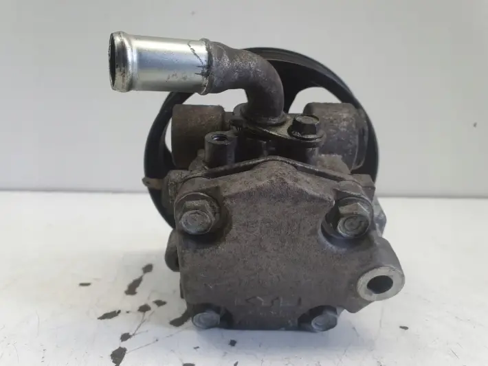 Mazda 3 BK 1.6 16V POMPA WSPOMAGANIA kyb