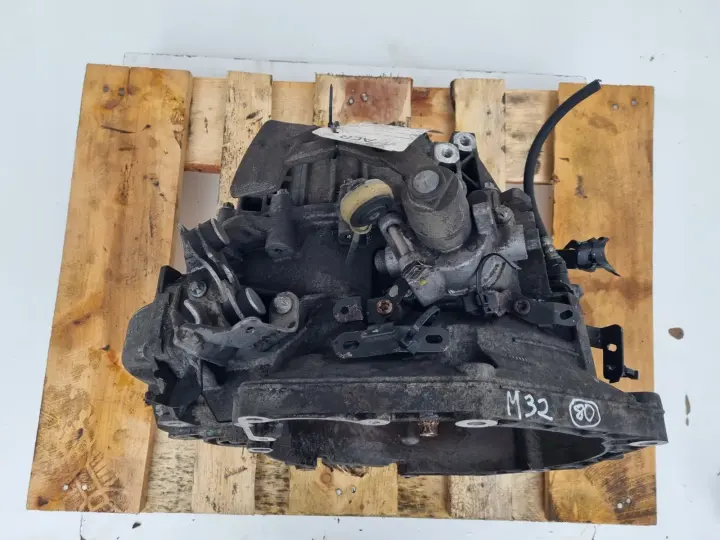 Opel Vectra C 1.9 CDTI SKRZYNIA BIEGÓW M32 manualna MANUAL