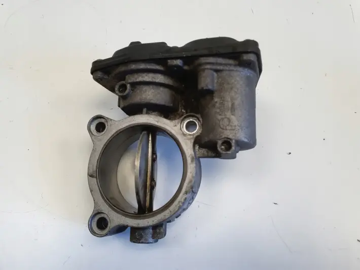 BMW F10 F11 2.0 D PRZEPUSTNICA 7810752