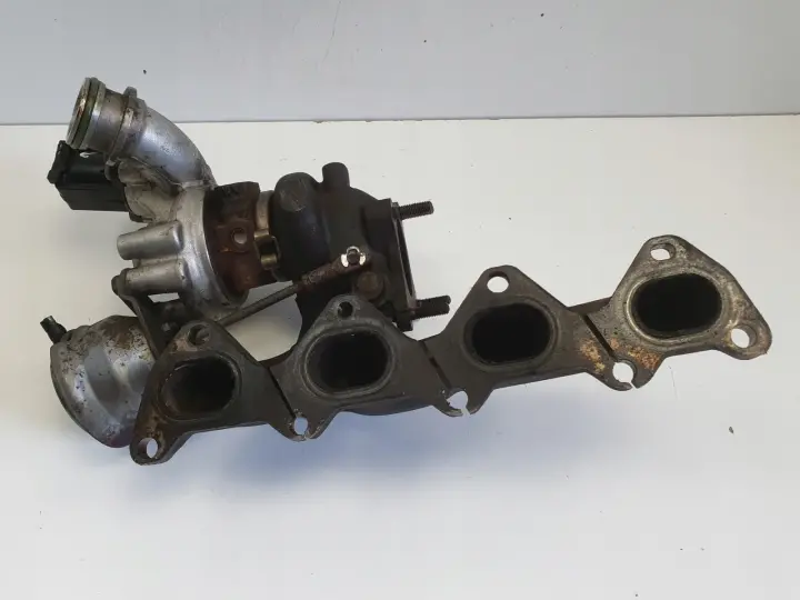 Audi A3 8P 1.4 TSI TURBOSPRĘŻARKA 03C145701N