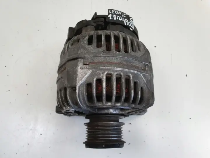 Seat Leon I 1.9 TDI ALTERNATOR bosch 028903028E 120A