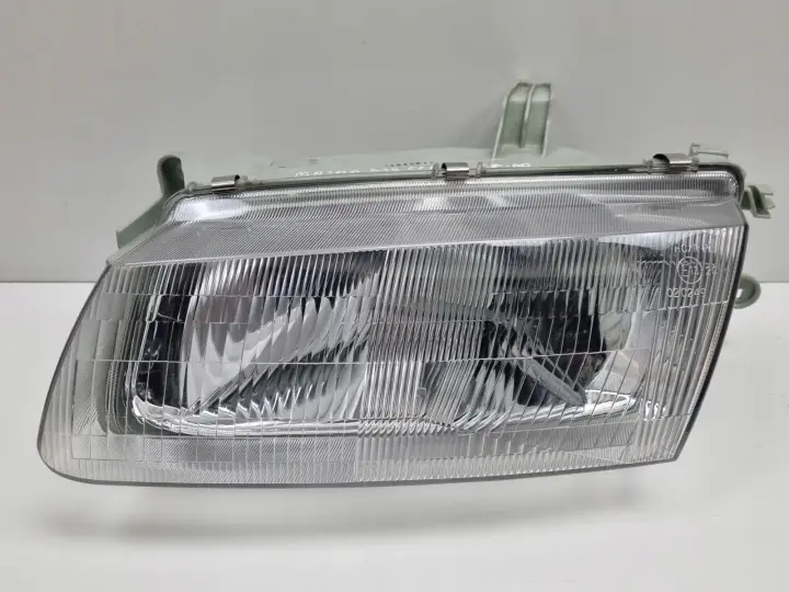 Mazda 323 BA SEDAN 95-98r PRZEDNIA LAMPA LEWA LEWY PRZÓD nowa