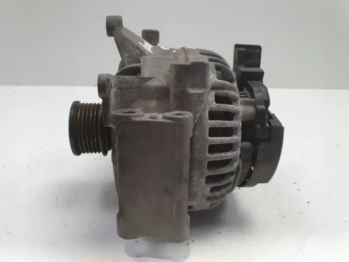 Mercedes W211 2.2 CDI ALTERNATOR 0124625014 A0131540002
