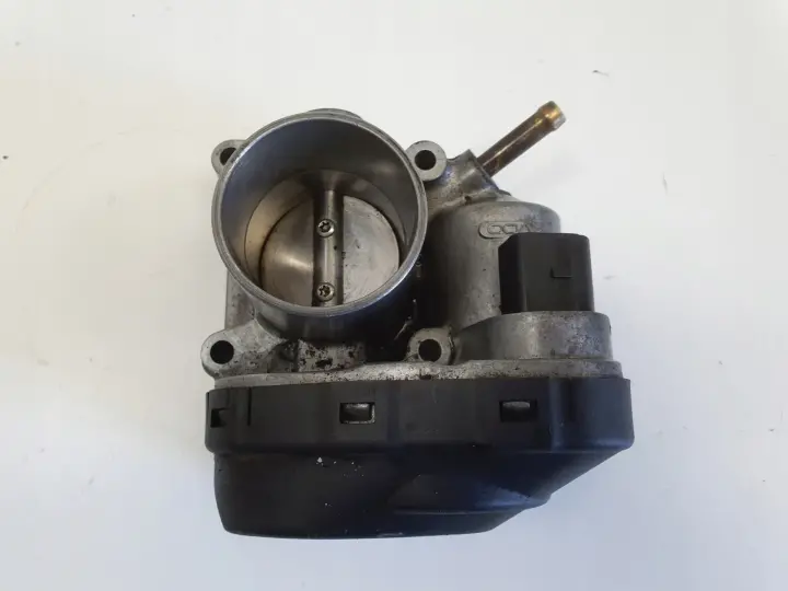 VW Golf IV 1.4 16V PRZEPUSTNICA 036133062 408.238/321/001