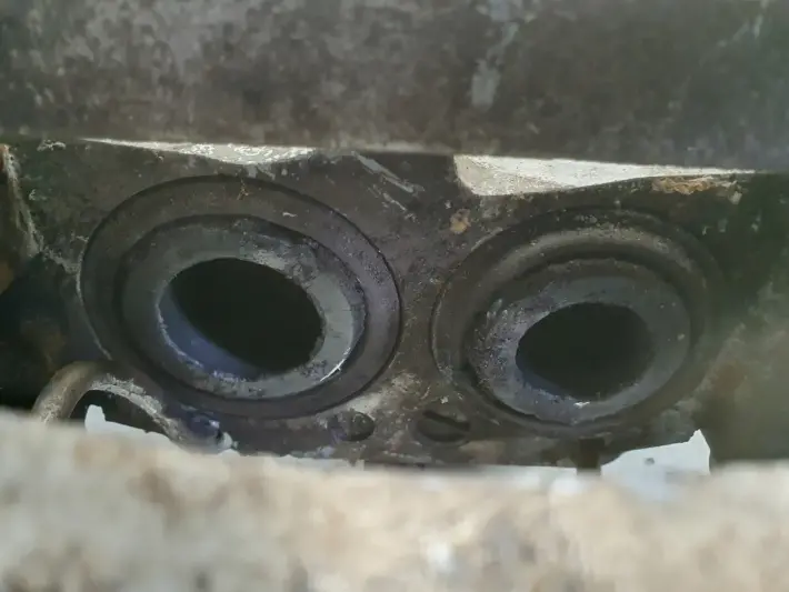 Mercedes SL SL500 R230 PRZEDNI ZACISK HAMULCOWY prawy przód 20825101