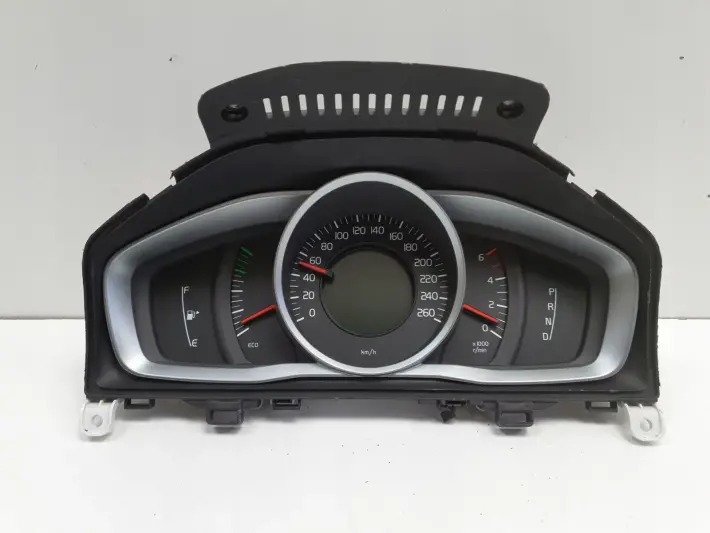 Volvo XC60 I V60 I S60 II 2.0 D3 LICZNIK ZEGARY Europa 31327746 diesel