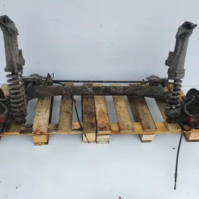 Audi 80 B4 SEDAN TYLNA BELKA TYŁ OŚ ZAWIESZENIE