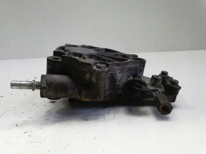 Land Rover Freelander II 2.2 TD4 POMPA VACUM wakum D171B-1A