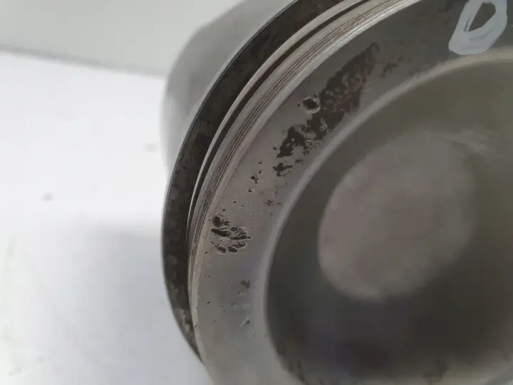 Iveco Daily IV 3.0 CNG TŁOK KORBOWÓD