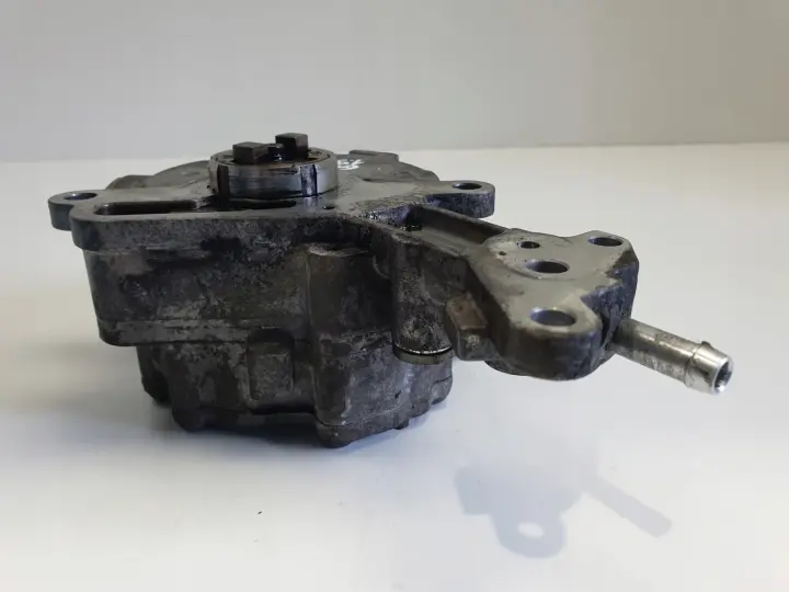 Audi A4 B5 B6 B7 A6 C5 1.9 TDI POMPA VACUM wakum BOSCH 038145209C
