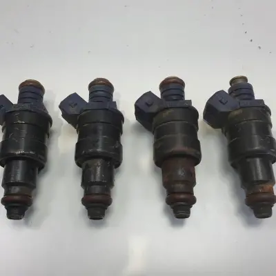 Renault Scenic I 1.6 8V WTRYSKIWACZ wtrysk 866313