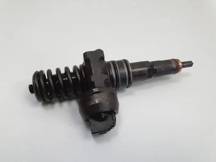 VW Passat B5 1.9 TDI POMPOWTRYSKIWACZ wtrysk 038130073BA