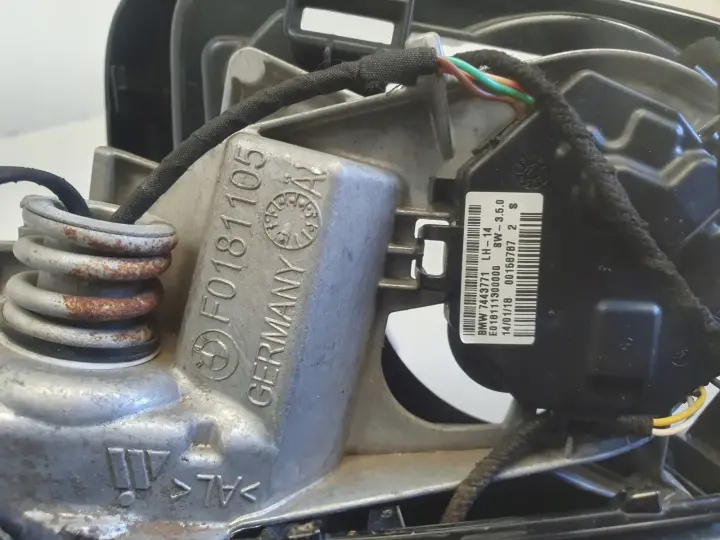 BMW G30 G31 17-24r LUSTERKO LEWE KIEROWCY europa 5 pin 7443771