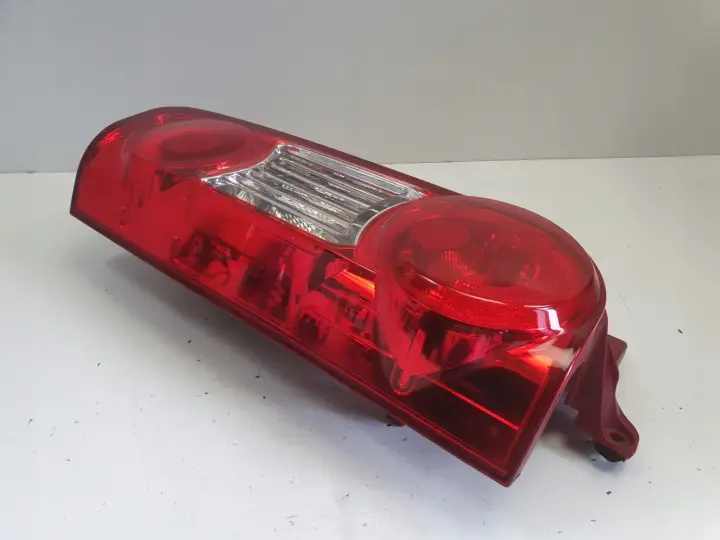 Citroen Berlingo II III 12-18r TYLNIA LAMPA LEWA LEWY TYŁ 08-552-1934L-R