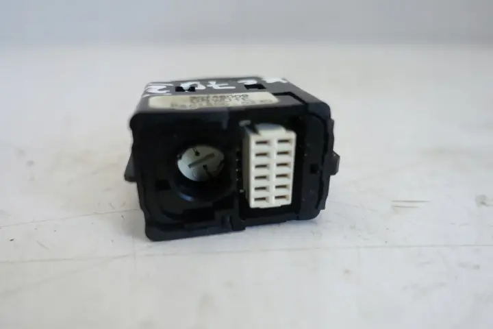fa44417f572f7851a2535c0b66c7494f