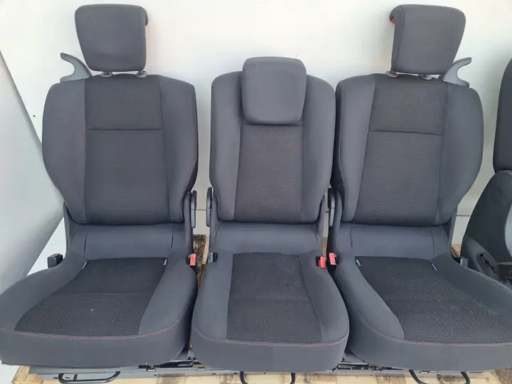Renault Scenic II Conquest FOTEL FOTELE KOMPLET FOTELI europa