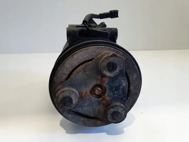 e4092eb3c5964bfca36e19d447a7eaa4