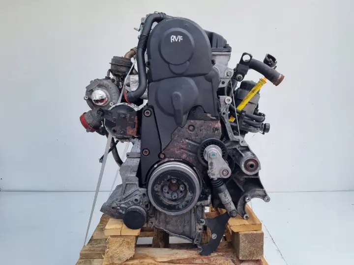SILNIK KOMPLET Audi A4 B6 1.9 TDI 130KM AVF