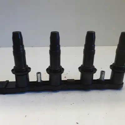 Opel Zafira B 1.6 16V CEWKA ZAPŁONOWA BREMI 20470