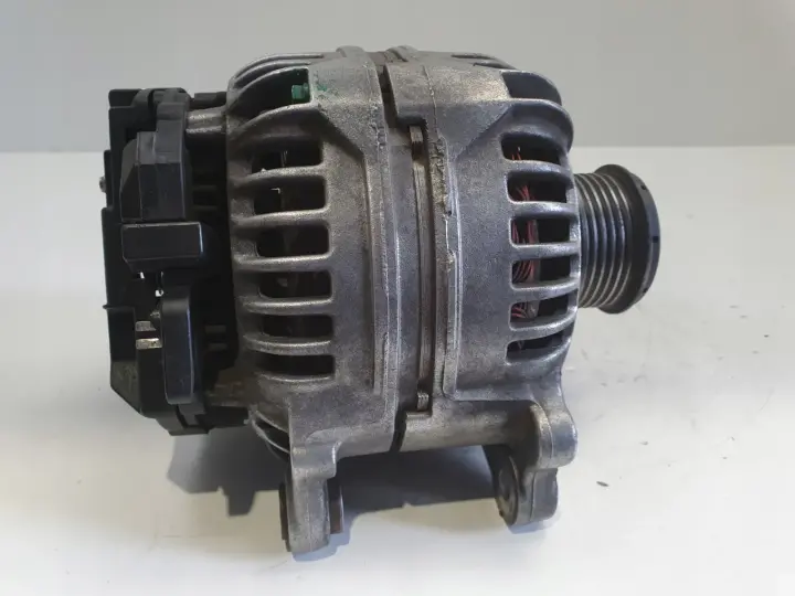 Skoda Octavia I 1.9 TDI ALTERNATOR Bosch 028903028E 120A