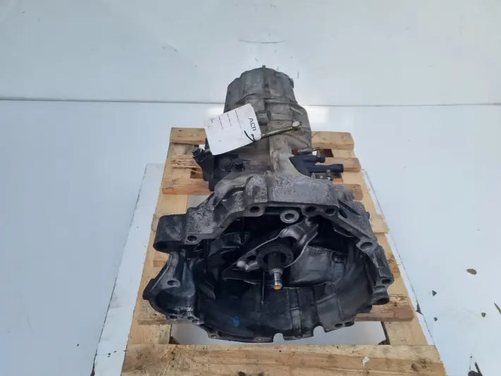 Audi A4 B6 1.9 TDI MANUALNA SKRZYNIA BIEGÓW manual FYA
