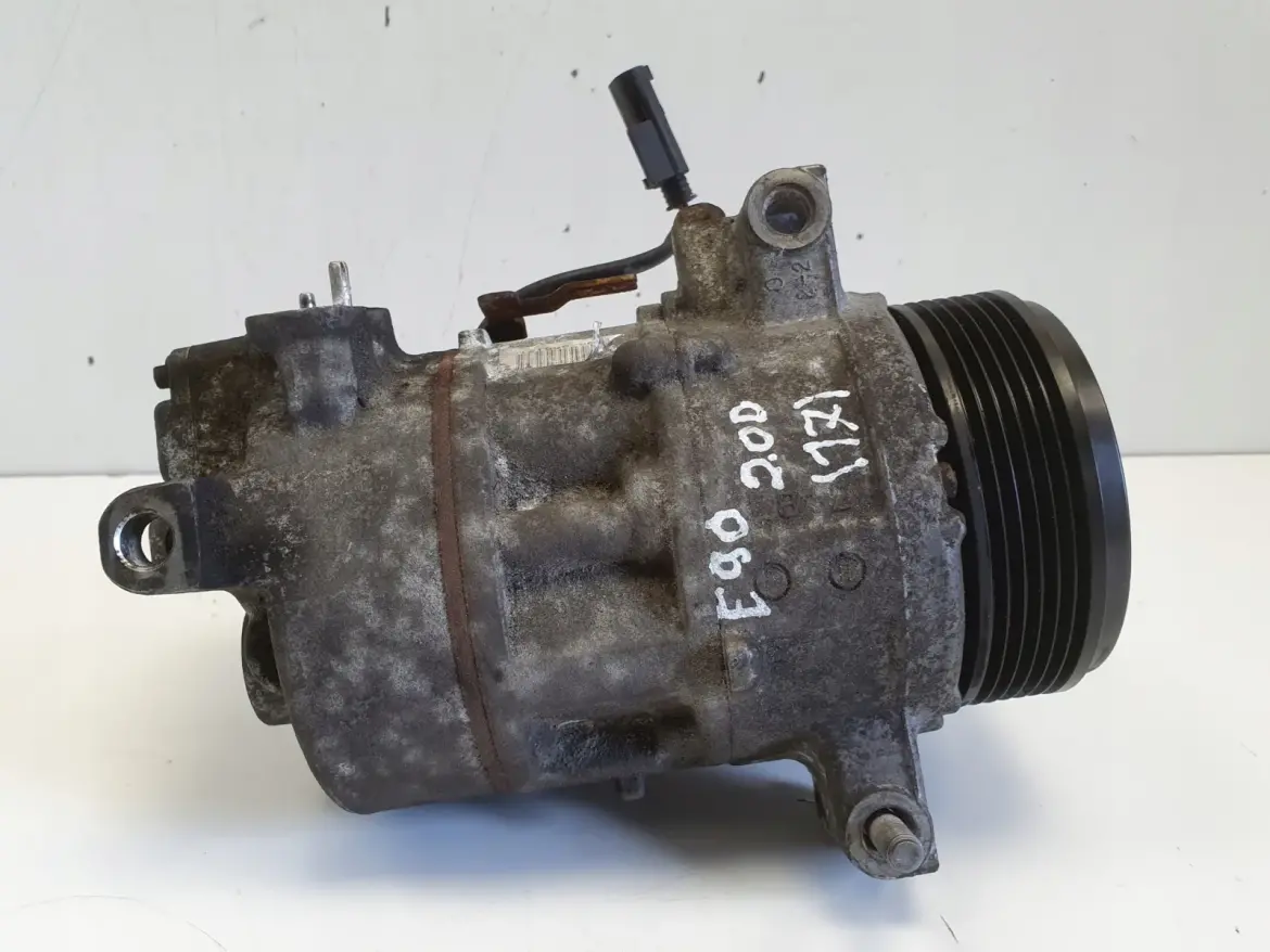 BMW E87 E90 E91 2.0 D SPRĘŻARKA KLIMATYZACJI 6987766