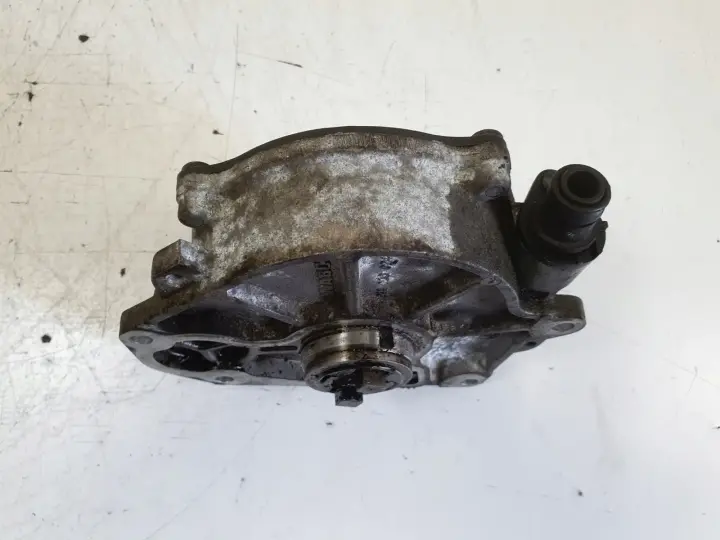 VW Polo V 1.6 TDI POMPA VACUM wakum 03L145100B