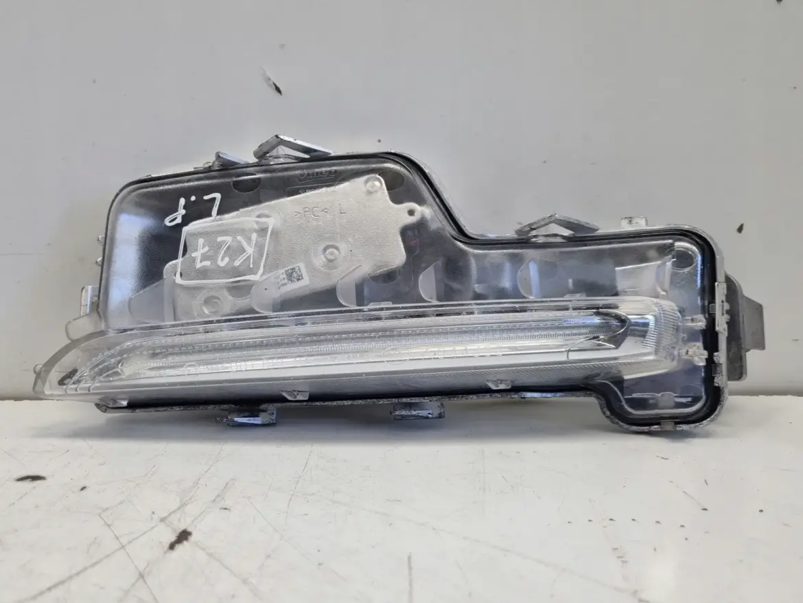 Volvo S60 II V60 LIFT PRZEDNI HALOGEN LEWY PRZÓD kierowcy LED DRL 31420238