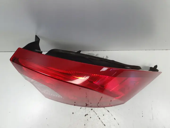 Volvo S60 II 10-13r TYLNIA TYLNA LAMPA PRAWA prawy tył ŁADNA 30796268