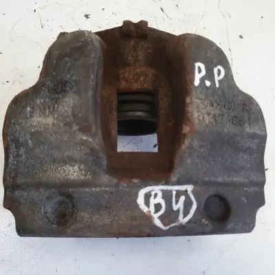 Volvo S60 II V60 I PRZEDNI ZACISK HAMULCOWY prawy przód pasażera 31471664