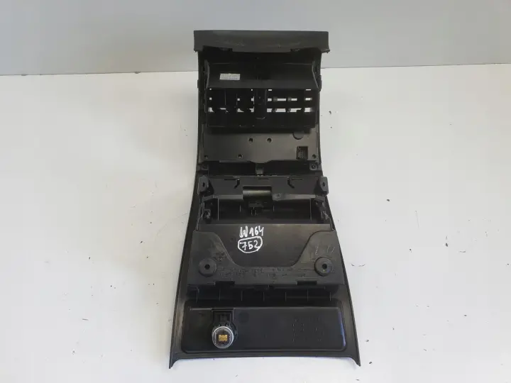 Mercedes ML W164 TYLNY TUNEL ŚRODKOWY kratka nawiewu panel tył A1648300454