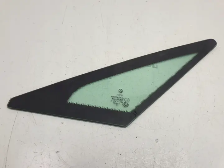 Mercedes W207 Coupe LEWA BOCZNA SZYBA Trójkąt