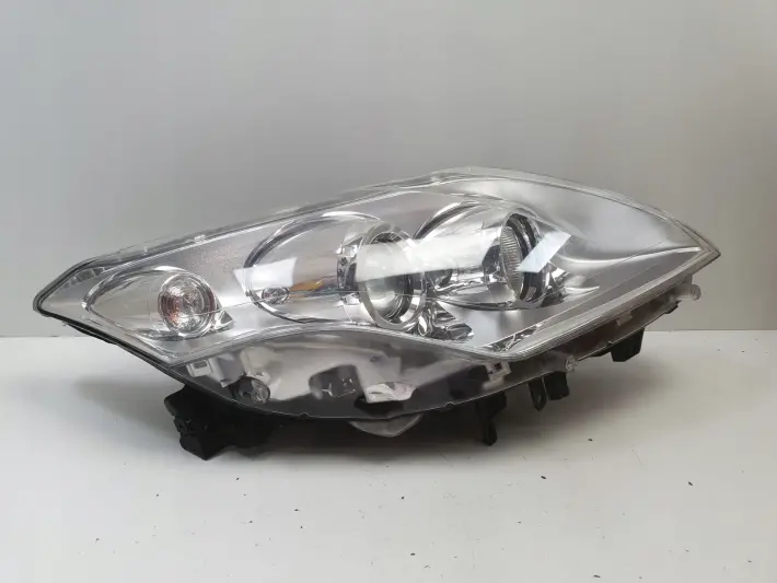 Renault Laguna III 07-10r PRZEDNIA LAMPA PRAWA prawy przód 260100033R