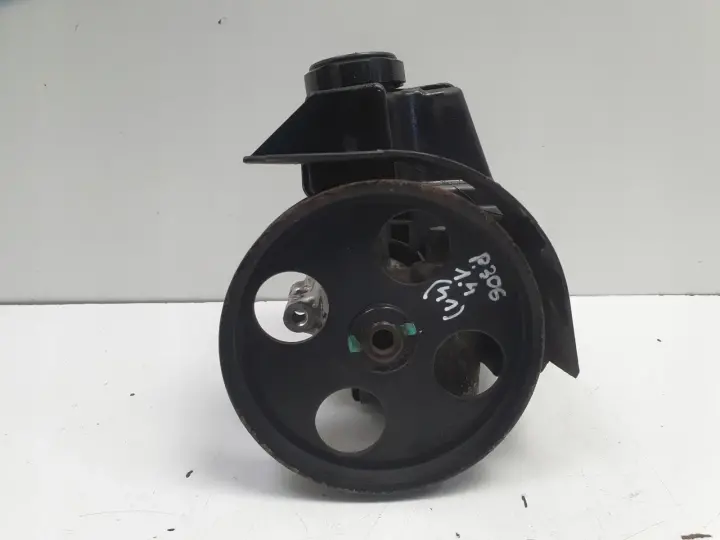 Peugeot 206 1.4 16V POMPA WSPOMAGANIA 9631411580