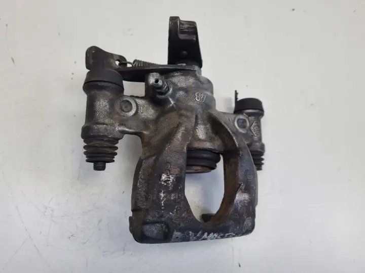 5534e593dc76d51dfd5e7ecff1c4b4b7