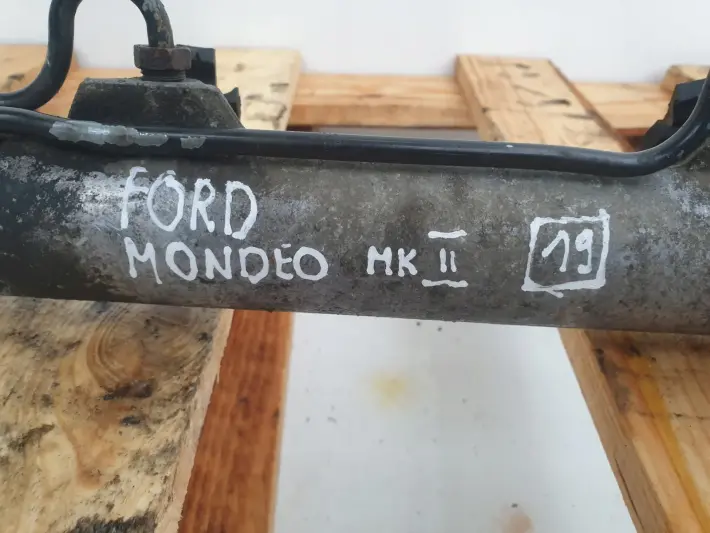 Ford Mondeo MK2 MAGLOWNICA przekładnia RF-F33C-3550-DA Europa