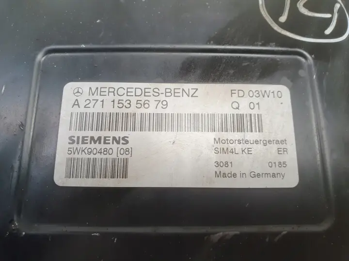Mercedes W203 1.8 K STEROWNIK SILNIKA komputer A2711535679